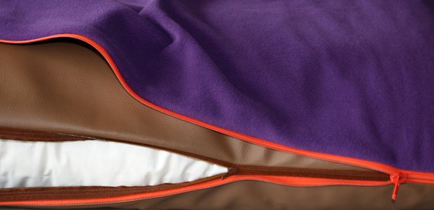Flausch-Decke mit Reißverschluss fixiert und komplett abnehmbar